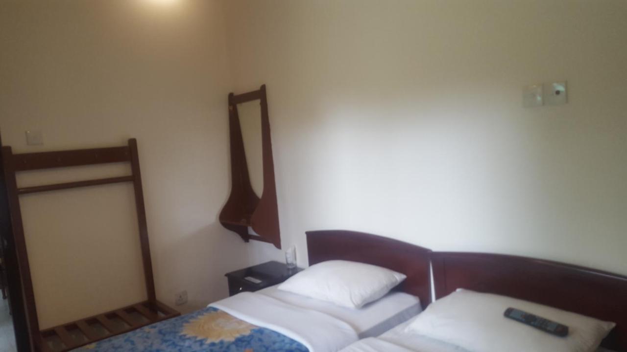 New Tour Inn Nuwara Eliya Esterno foto